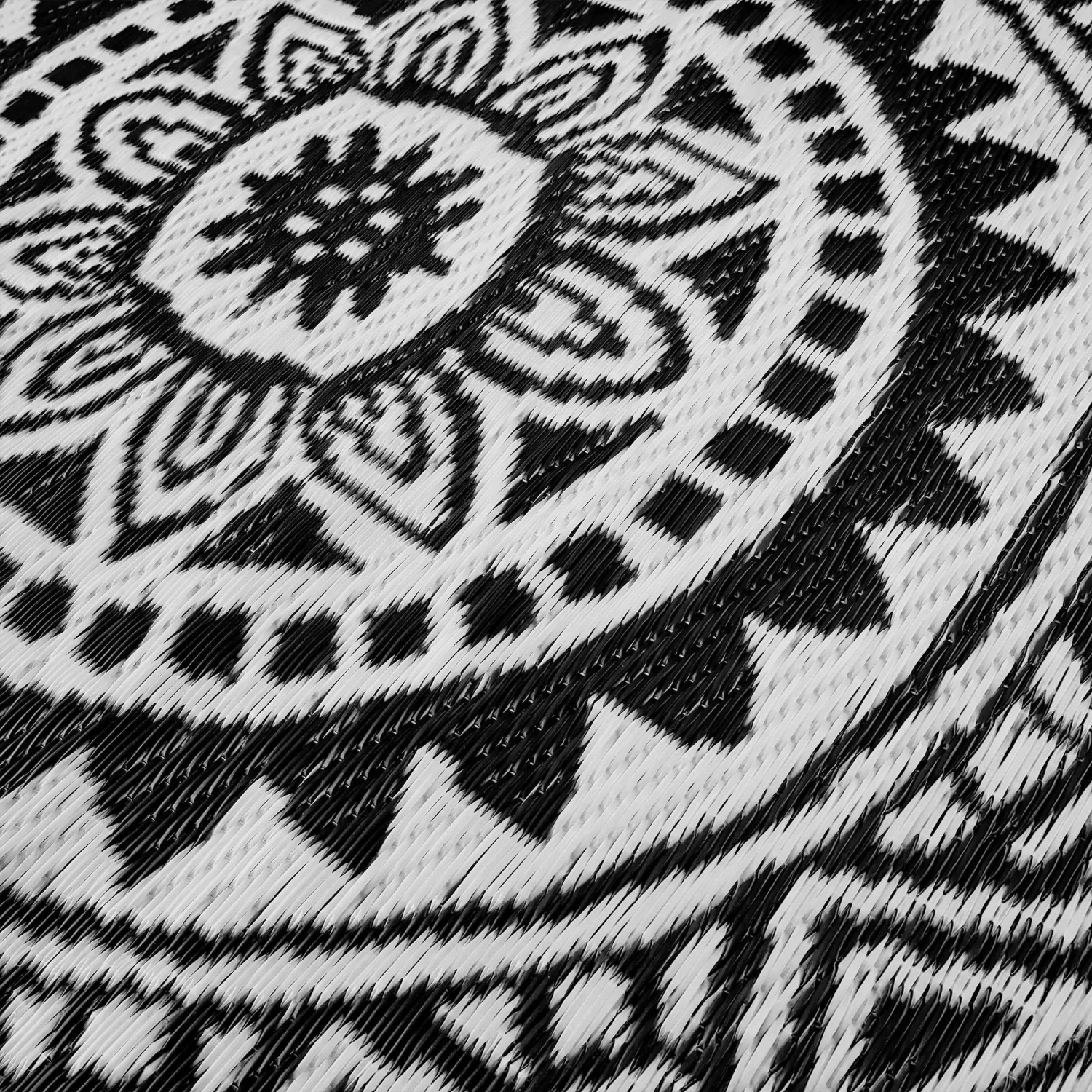 In- & Outdoor-Teppich Circles L 180 X B 118cm COLOUR CLASH In Schwarz-Weiß - Image 5